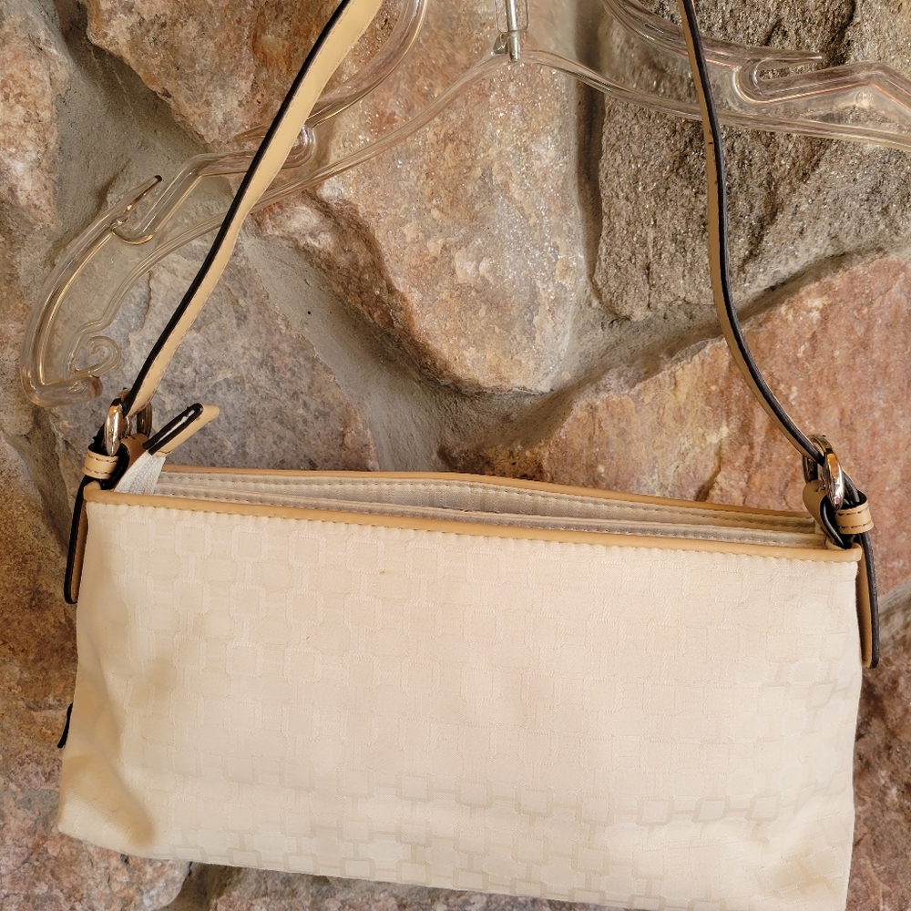 NINE WEST SMALL SHOULDER PURSE